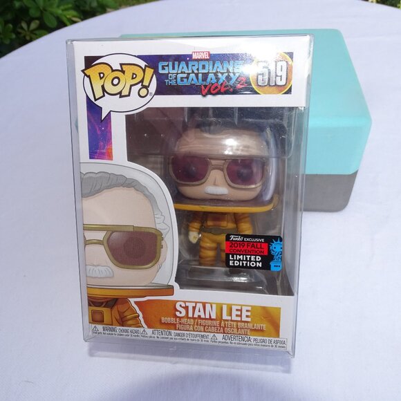 Funko Pop! Guardians of the Galaxy: Stan Lee #519 (Fall Exclusive) - Picture 2 of 3